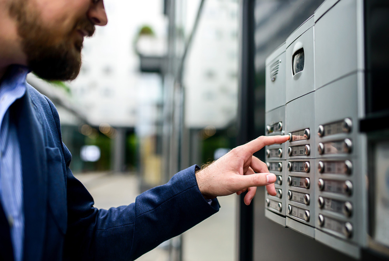 Sprech­anlagen bei Elektro Kühleis GmbH in Absberg